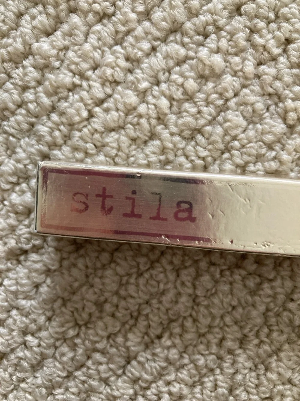 Stila Plumping Lip Glaze Gloss in Hazelnut Brown Red 0.11 fl oz Full Size NIB